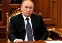 Президент России Владимир Путин на совещании с членами правительства потребовал проработать законопроект о реновации пятиэтажек и обеспечить его прохождение в Госдуме