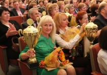 В рамках празднования Дня труда лучшие трудовые коллективы и работники Серпухова получили награды из рук главы городского округа Дмитрия Жарикова