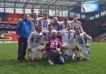 Костяк сборной команды составляют пятеро сотрудников филиала «Алтайэнерго», четверо из них — чемпионы Алтайского края по мини-футболу сезона 2016/2017