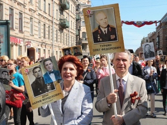 Память о подвиге ленинградцев, переживших трагические блокадные дни, должен беречь каждый россиянин, уверены общественники