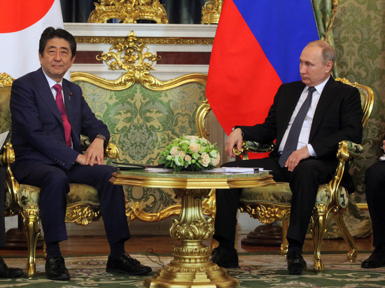 Российский президент остался доволен переговорами с японским премьером
