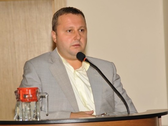 Руководитель нижегородского фонда капремонта уволился после представления прокурора