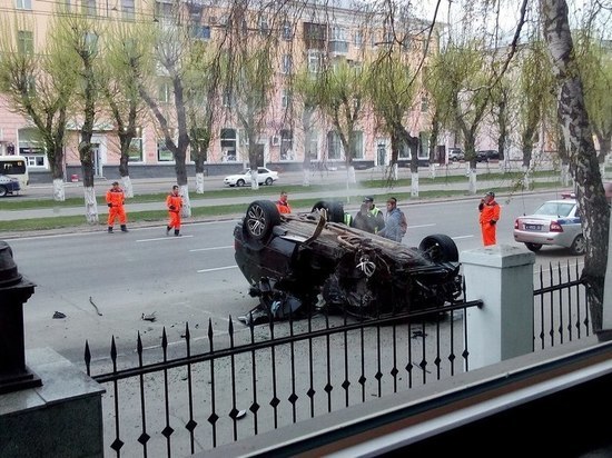 Пьяный водитель «БМВ-Х5» насмерть сбил девушку в Барнауле