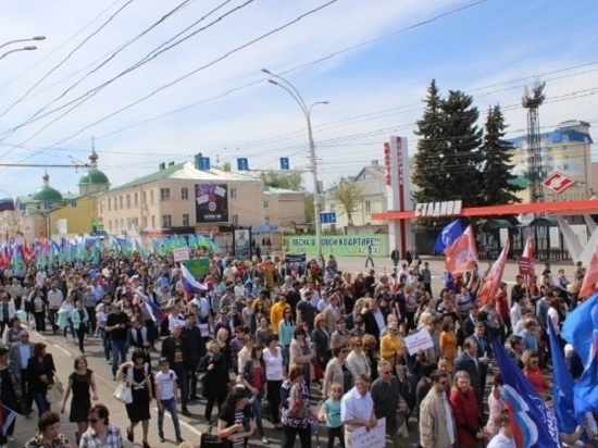 В Тамбове в первомайском шествии приняли участие 17 тысяч человек