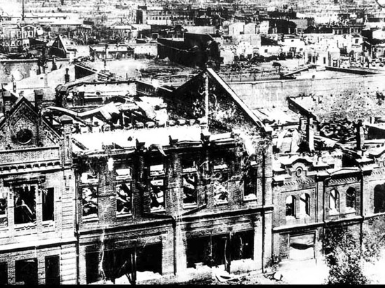 Какие версии барнаульского пожара 1917 года сохранились в истории?