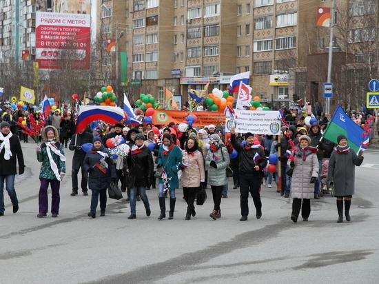 В Сургуте первомайская демонстрация состоялась