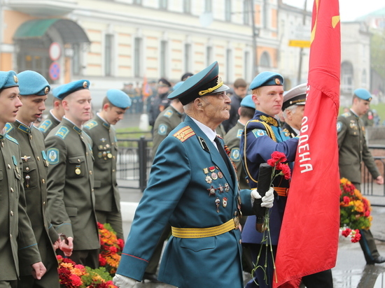 Парад в честь Дня Победы прошел в Нижнем Новгороде