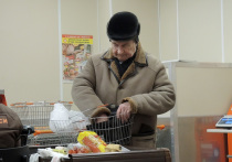 Министр промышленности и торговли Денис Мантуров сообщил на круглом столе в Торгово-промышленной палате, что продовольственные карточки для бедных россиян появится во второй половине 2018 года