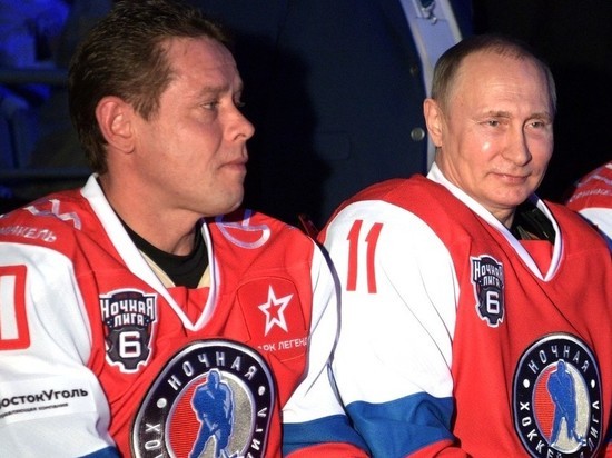 Легендарный хоккеист рассказал, каково в одной команде с президентом России