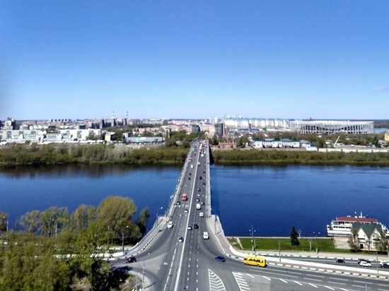 Движение по Канавинскому мосту в Нижнем Новгороде затруднено