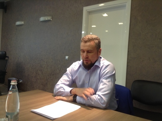 17 мая руководитель СОГБУ«Смоленскавтодор» устроил пресс-конференцию для журналистов