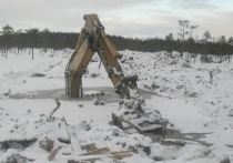 Спецтехника находится на дне водоема с 6 января 2016 года

Расчистка участка дороги от снега спецтехникой в 4 километрах от села Татарская Каргала завершилась трагедией
