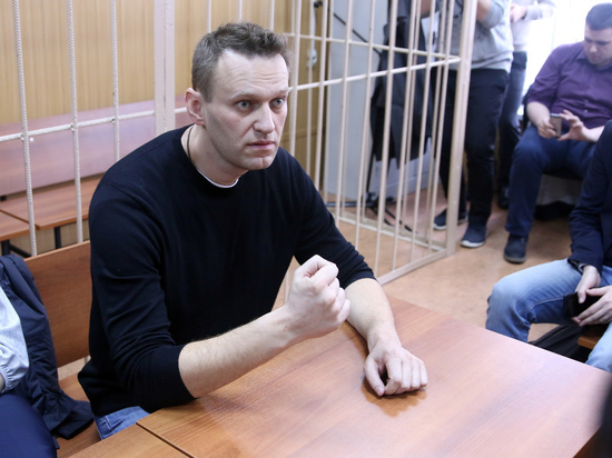 Штабы Навального подают соответствующие заявку и во многих других городах России