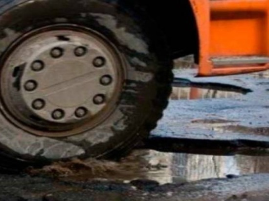 В Самарской губернской думе приняли поправки в закон о движении грузовиков массой более восьми тонн.