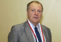 Заслуженный тренер России Олег ИВАНОВ, главный тренер нашей сборной по мини-футболу в 2003-2008 гг