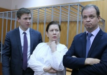 Мещанский районный суд Москвы огласил приговор экс-директору столичной Библиотеки украинской литературы Наталье Шариной