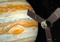 Математик Гаральд Айхштедт и режиссёром Шон Доран создали на основании двух тысяч снимков, полученных зондом Juno, или «Юнона», видеоролик, посвящённый сближению зонда с Юпитером