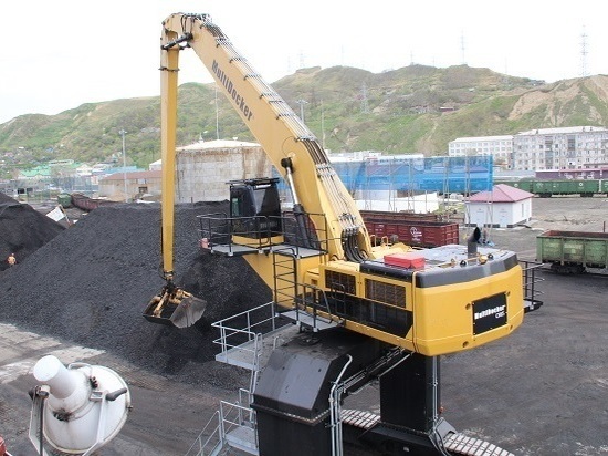 Уголь в порт Невельск  планируют доставлять поездами