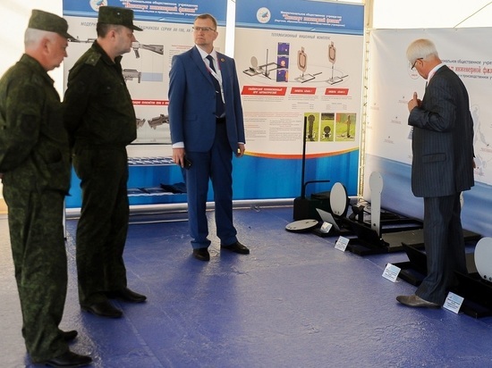 Инновационные изделия для военных показали на выставке в Красноармейске