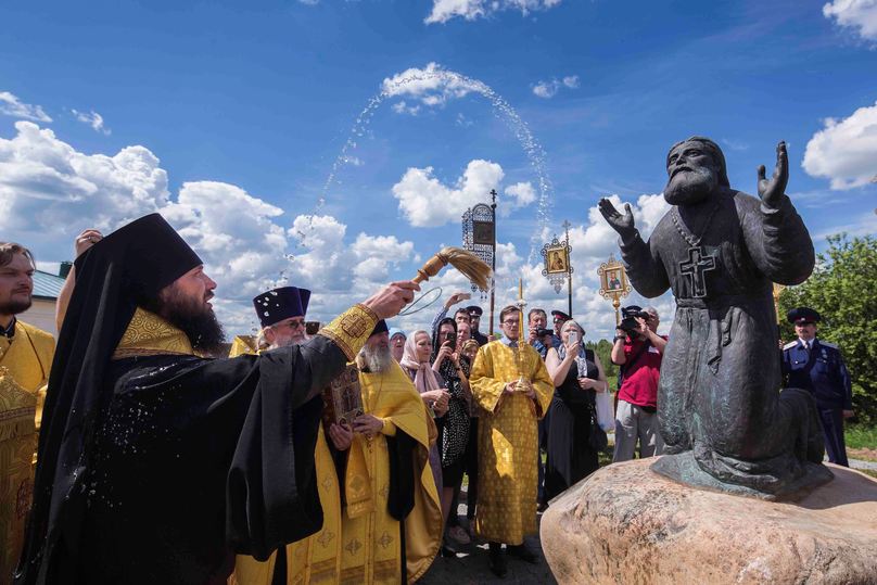 Годеново ярославская область животворящий. Храм Животворящего Креста в Ярославской области. Годеново монастырь животворящий крест.