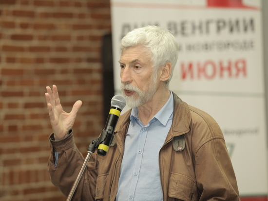 Александр Минкин рассказал нижегородцам о "Вишневом саде" и "Чайке"