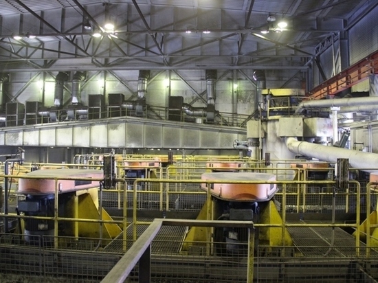 Новокузнецкий завод выкупил обогатительный цех Мундыбашской фабрики 