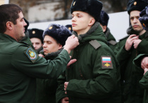 Российским военнослужащих и сотрудникам силовых ведомств могут увеличить срок выслуги лет с 20 до 25 лет