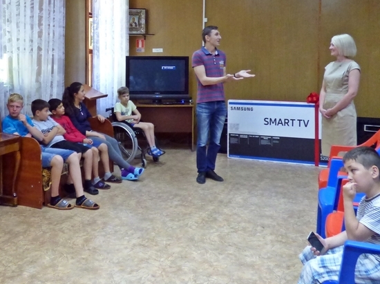 Сотрудники компании посетили реабилитационный центр для детей и подростков с ограниченными возможностями в Симферополе
