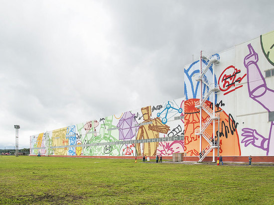 Самое большое граффити в России нарисовали в Выксе