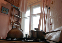 В склеп на два года превратилась квартира на улице Ясеневая, где умер одинокий пенсионер