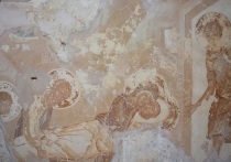 Столичные эксперты придумали, как спасти фрески Мелётова без «комсомольских припадков» и возрождения льноводства в отдельно взятой Псковской области