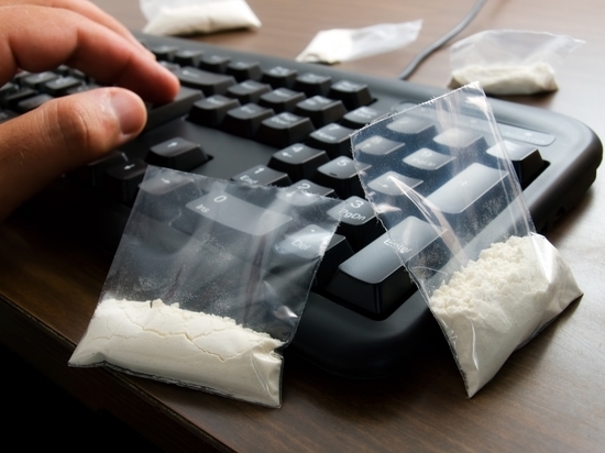 Орский районный суд на этой неделе рассмотрел уголовное дело о покушении на незаконный сбыт наркотических средств через интернет.