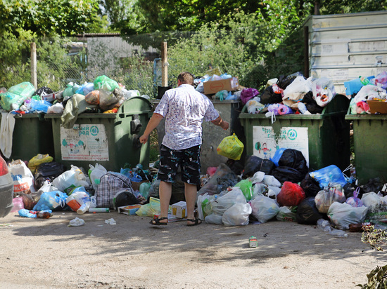В Симферополе вынуждены бросать дополнительные силы на вывоз бытовых отходов