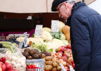 Цены на некоторые сезонные овощи в России взлетели более чем в 1,5 раза