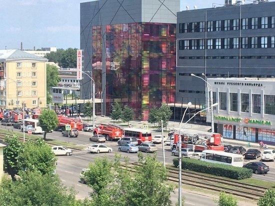 В МЧС прокомментировали эвакуацию персонала банка в Барнауле