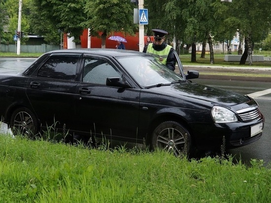 В помощь водителям на улицы Костромы вышли инспекторы ГИБДД