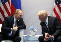 Президенты России и США Владимир Путин и Дональд Трамп в ходе своей первой встречи, которая состоялась в Гамбурге на полях саммита "Большой двадцатки", договорились создать дипломатический канал связи для решения вопроса об урегулировании на Украине в рамках Минских соглашений