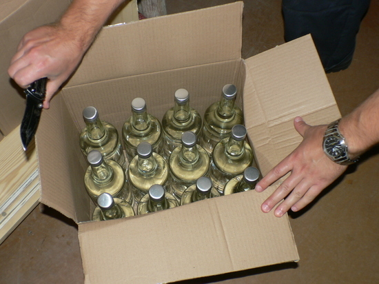 Свыше 30 тысяч литров спирта изъято из незаконного оборота в Оренбуржье 