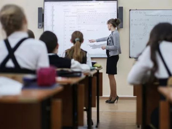 Шесть учителей из Тамбовской области признаны лучшими по стране