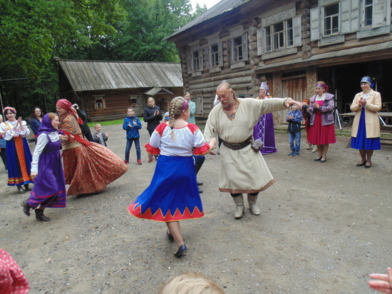 Благотворительный фестиваль «Русская свадьба прошел в Нижнем Новгороде
