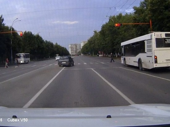 Житель Кемерова шокирован водителем автомобиля Lada, нагло нарушившим ПДД 