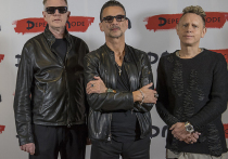 Дейв Гаан, фронтмен культовой британской группы Depeche Mode, которая сейчас находится в туре в поддержку своего четырнадцатого студийного альбома «Spirit», был утром 18 июля выписан из 9-й городской клинической больницы Минска