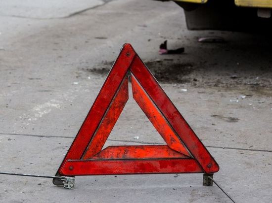 Два человека пострадали при столкновении самосвалов на технологической дороге в Кузбассе 