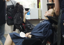 На сегодняшний день в Москве функционирует множество учебных центров для парикмахеров, где можно бесплатно постричь и покрасить волосы