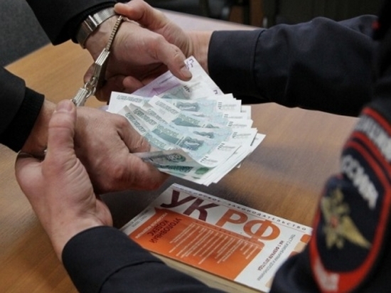 В Оренбурге сотрудник Ростехнадзора и директор коммерческой организации  задержаны за взятку