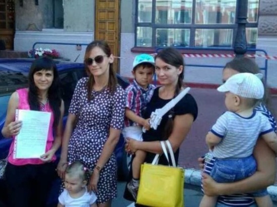 С сокращениями в детских садах вопрос не закрыт: оренбуржцы идут на митинг  