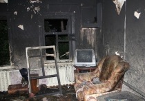 Сегодня полвторого утра загорелся один из частных домов в поселке Верхняя Кабанка