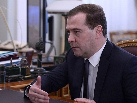 Дмитрий Гудков нашел на сайте правительства поручение премьер-министра о выполнении обещаний «Единой России»