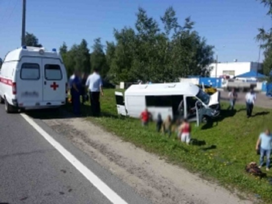Пять человек пострадали в ДТП с микроавтобусом под Калугой 