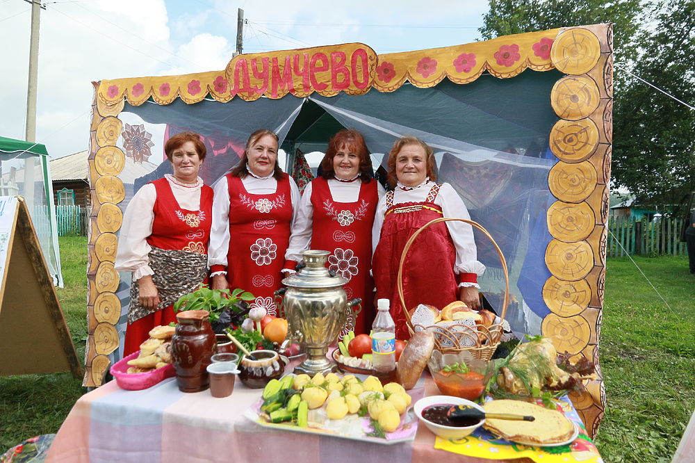 В Алтайском крае состоялся фестиваль народных культур (9 фото)